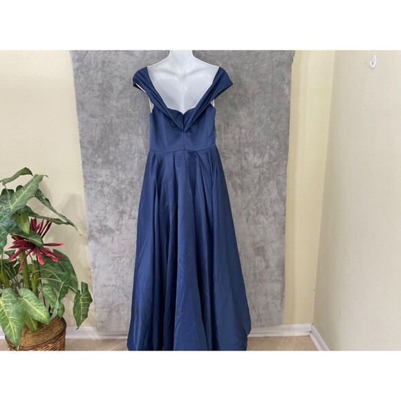 Stacees Formal maxi Gown women’s size 16 Royal Blue Prom Wedding Gala w train - Picture 2 of 13